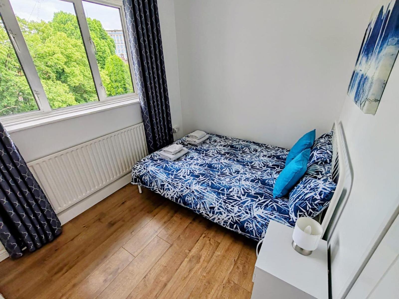 White Apartment, Your